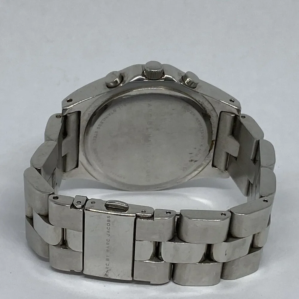 Marc Jacobs MBM8636 Women Silver Stainless Steel Analog Dial Quartz Watch GE587